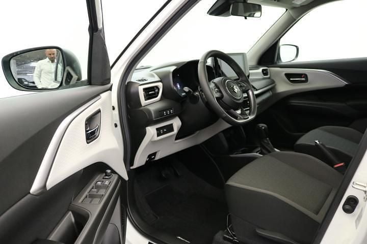 Neu Suzuki Swift 82 PS (60 kW) 2026 Weiss Limousine