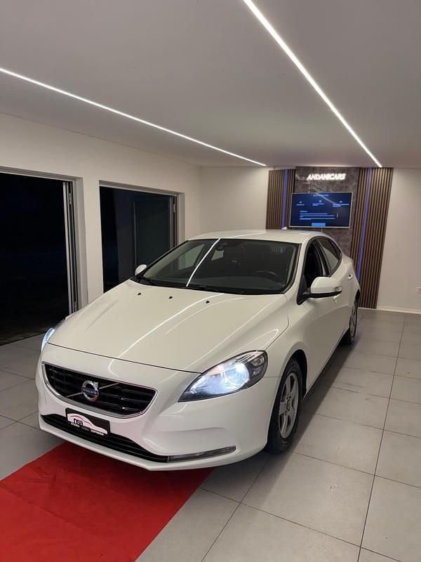 Gebraucht Volvo V40 115 PS (84 kW) 2013