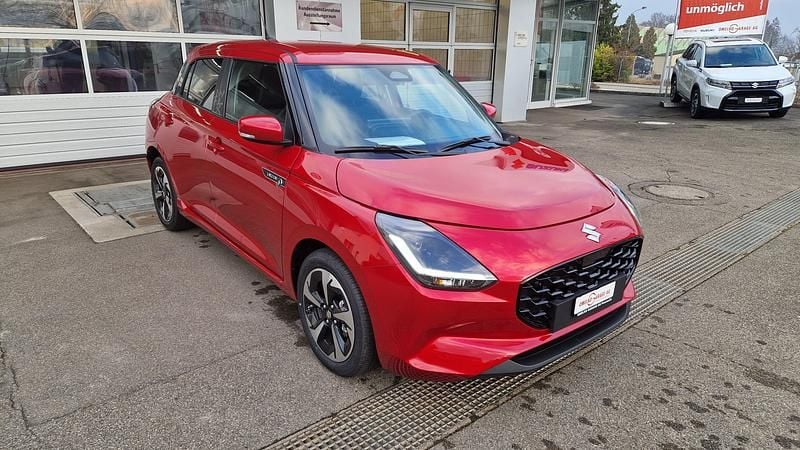 Neu Suzuki Swift 80 PS (58 kW) 2026 Rot Kleinwagen