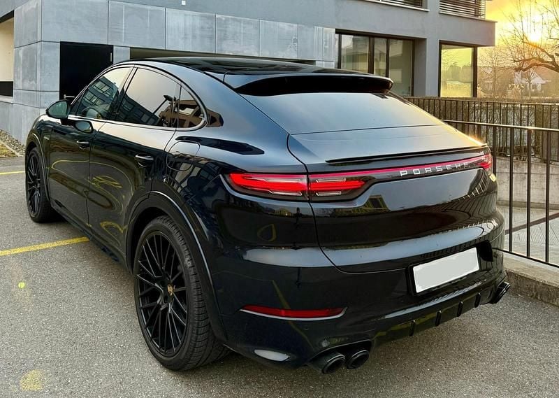 Gebraucht 2022 Porsche Cayenne Platinum Edition SUV | CHF 79’900 (Fairer Preis) - Bild 1/4