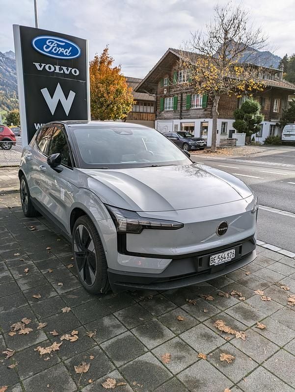 Gebraucht 2024 Volvo EX30 Performance SUV | CHF 43’900 (Fairer Preis) - Bild 1/4