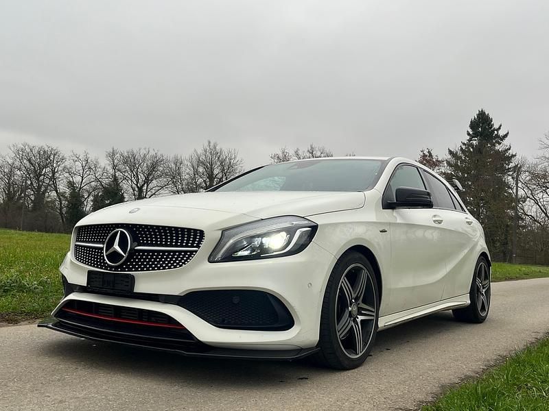 Gebraucht Mercedes A250 218 PS (160 kW) 2016