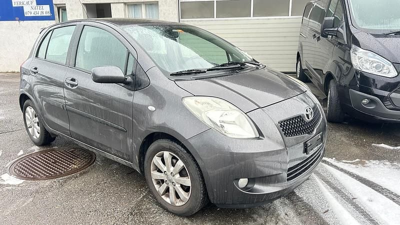 Gebraucht 2009 Toyota Yaris City | CHF 2’500 (Guter Preis) - Bild 1/4