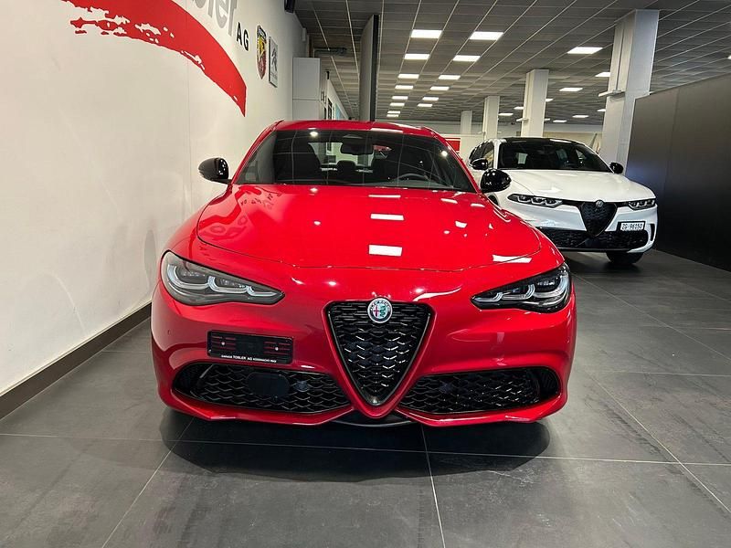Gebraucht Alfa Romeo Giulia Veloce 280 PS (205 kW) 2024 Rot Limousine