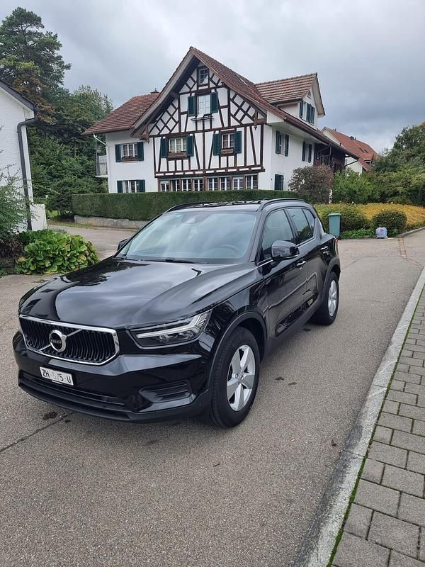Gebraucht Volvo XC40 Momentum 163 PS (119 kW) 2020 SUV