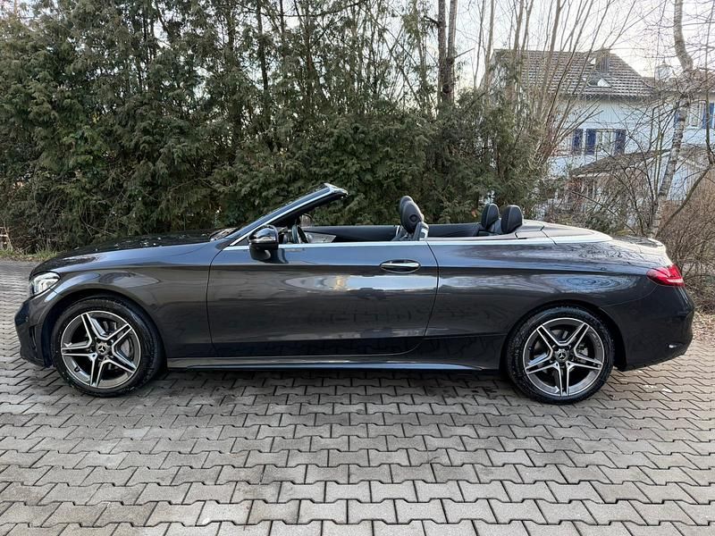 Gebraucht Mercedes C200 AMG line 184 PS (135 kW) 2019 Cabrio