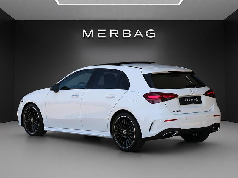 Gebraucht Mercedes A200 Night 163 PS (119 kW) 2025 Weiss Limousine