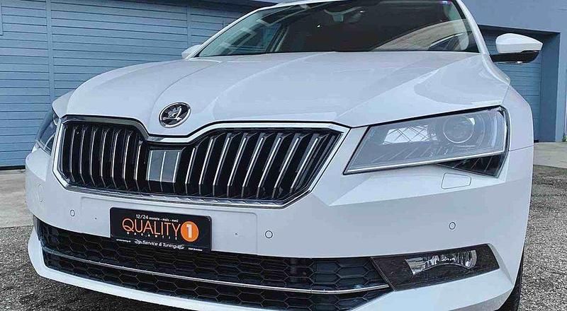 Gebraucht Skoda Superb Style 150 PS (110 kW) 2019 Kombi