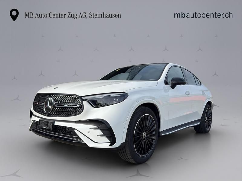 Weiss Neu 2026 Mercedes GLC300e AMG line Coupé | CHF 96’200 - Bild 1/4