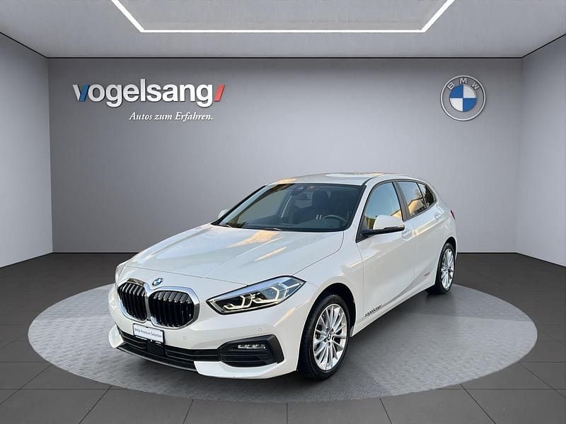 Gebraucht BMW 118 Advantage 136 PS (100 kW) 2023 Weiss Kleinwagen