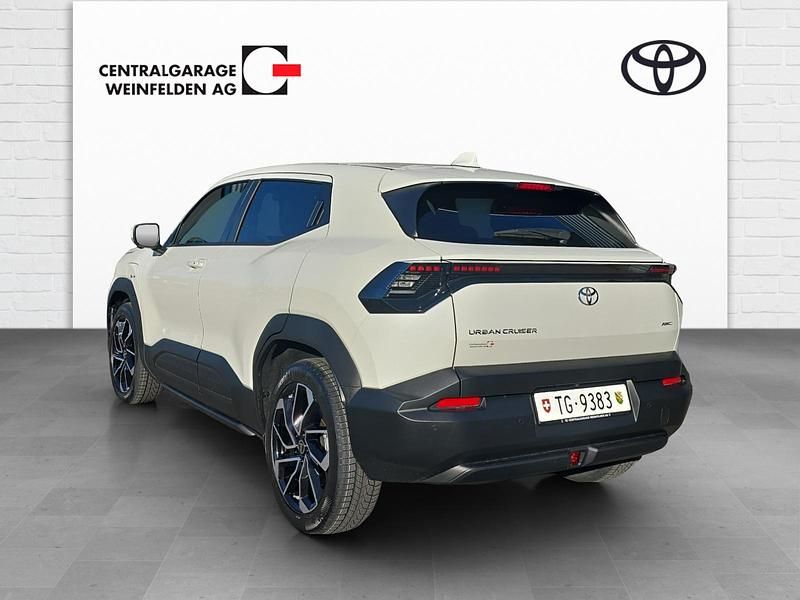 Neu Toyota Urban Cruiser Premium 135 kW (184 PS) 2025 Weiss SUV