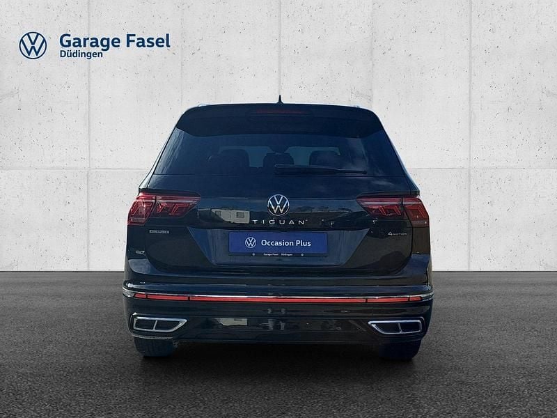 Gebraucht VW Tiguan Allspace R-line 245 PS (180 kW) 2023 SUV