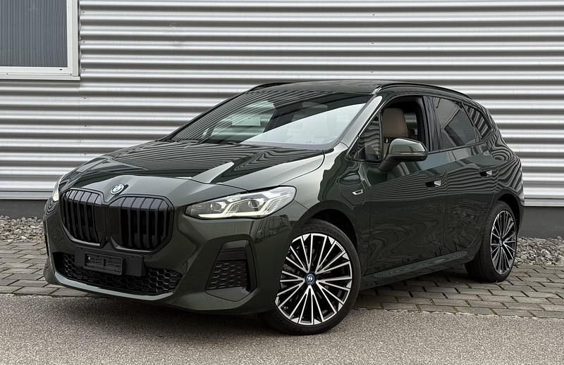 Gebraucht BMW 230e Active Tourer M Sport 326 PS (239 kW) 2022 Van / Kleinbus