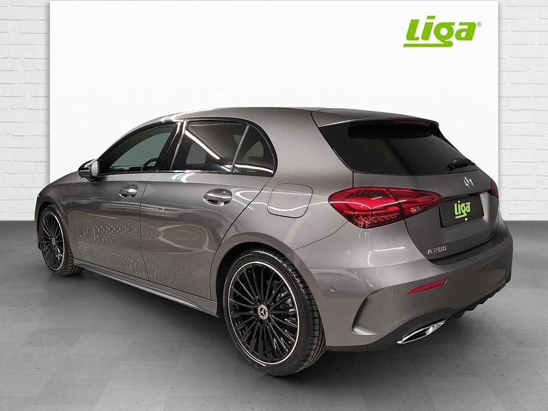 Neu Mercedes A200 AMG line 177 PS (130 kW) 2025 Limousine
