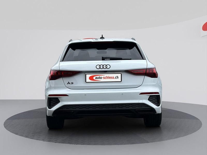 Gebraucht Audi A3 Black Edition 204 PS (150 kW) 2022 Limousine