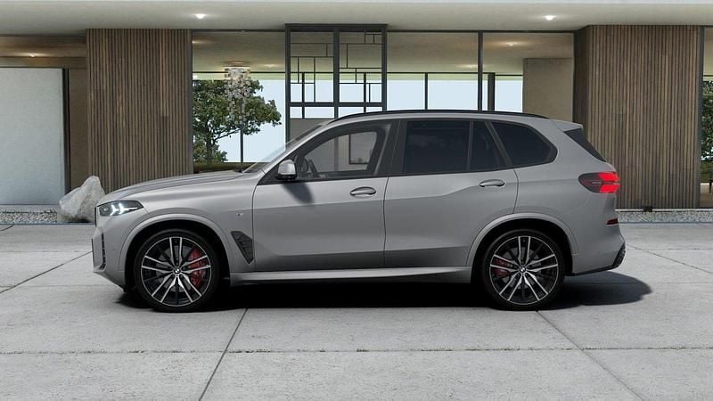 Neu BMW X5 Comfort Edition 381 PS (280 kW) 2025 Grau SUV