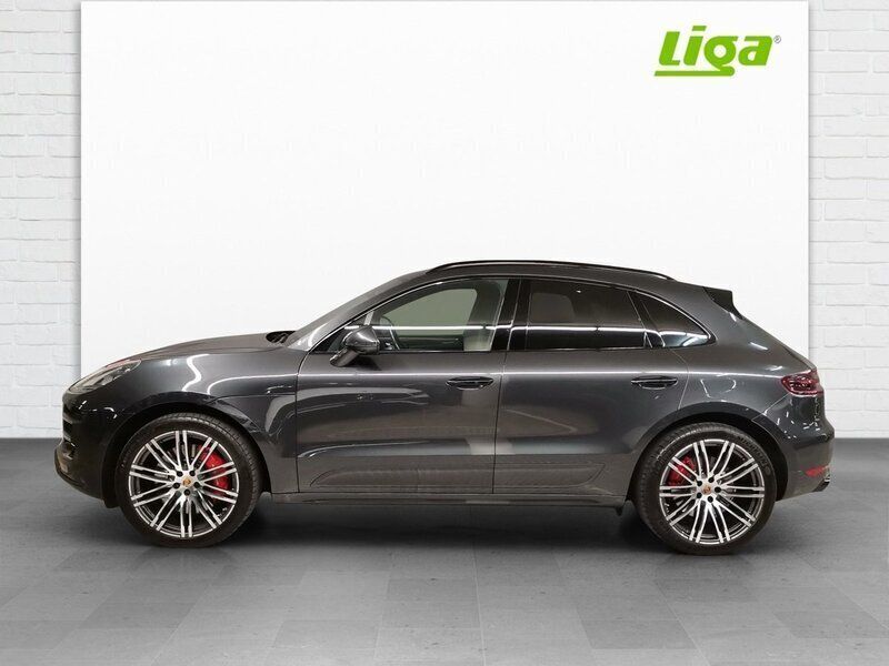Gebraucht 2017 Porsche Macan Turbo Performance Package SUV | CHF 44’900 (Fairer Preis) - Bild 1/4