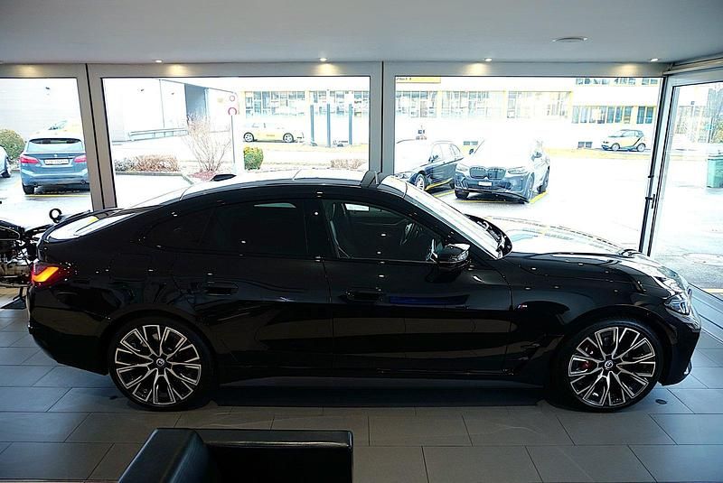 Gebraucht BMW M440 M Sport 374 PS (275 kW) 2023 Schwarz Limousine