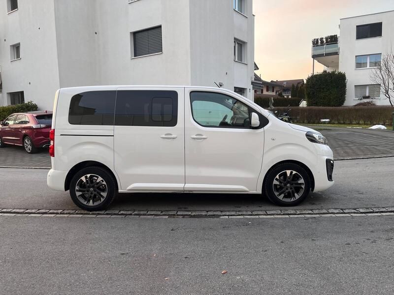 Gebraucht Opel Zafira Life Edition 177 PS (130 kW) 2021 Van / Kleinbus