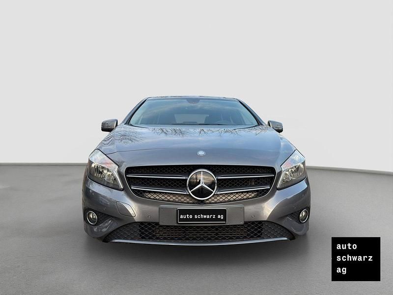 Gebraucht Mercedes A200 Style 156 PS (114 kW) 2014 Limousine