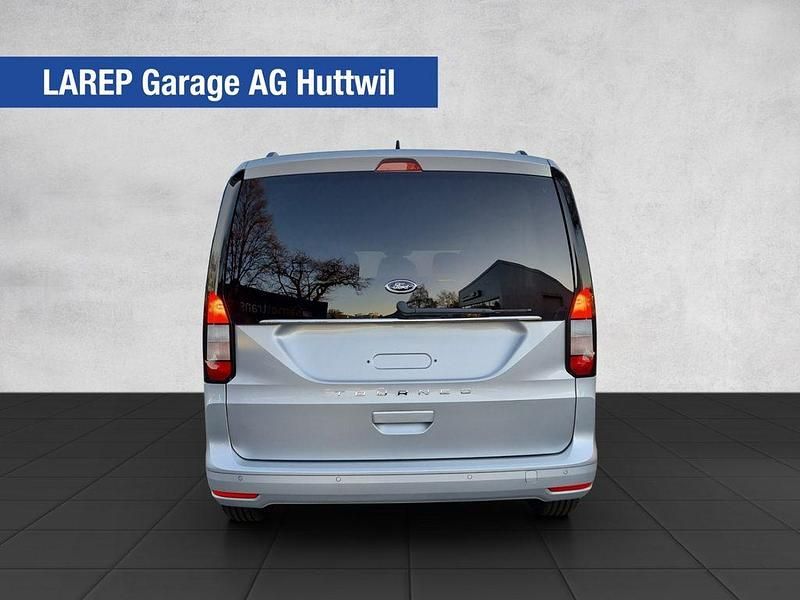 Neu Ford Tourneo Titanium 114 PS (83 kW) 2025 Kombi