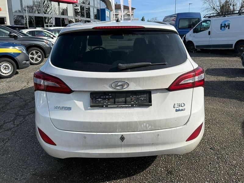 Gebraucht Hyundai i30 Style 128 PS (94 kW) 2015 Kombi