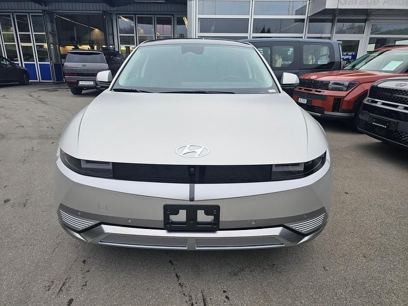 Neu Hyundai Ioniq 239 kW (325 PS) 2025 Gold Kleinwagen
