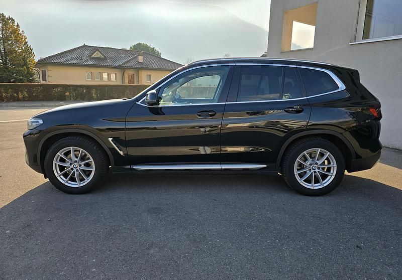 Gebraucht BMW X3 190 PS (139 kW) 2022 SUV