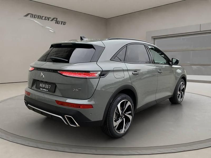 Neu DS Automobiles DS7 Crossback 224 PS (164 kW) 2025 Grau SUV