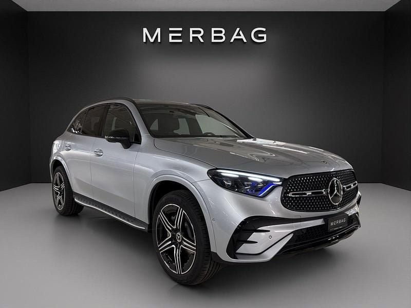 Neu Mercedes GLC400d 381 PS (280 kW) 2025 Silber SUV