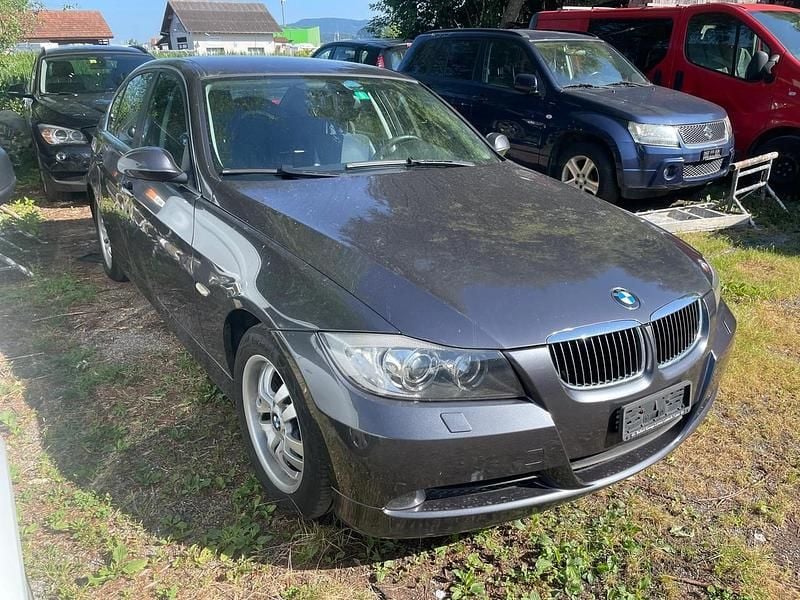 Gebraucht 2006 BMW 325 | CHF 3’900 (Guter Preis) - Bild 1/4
