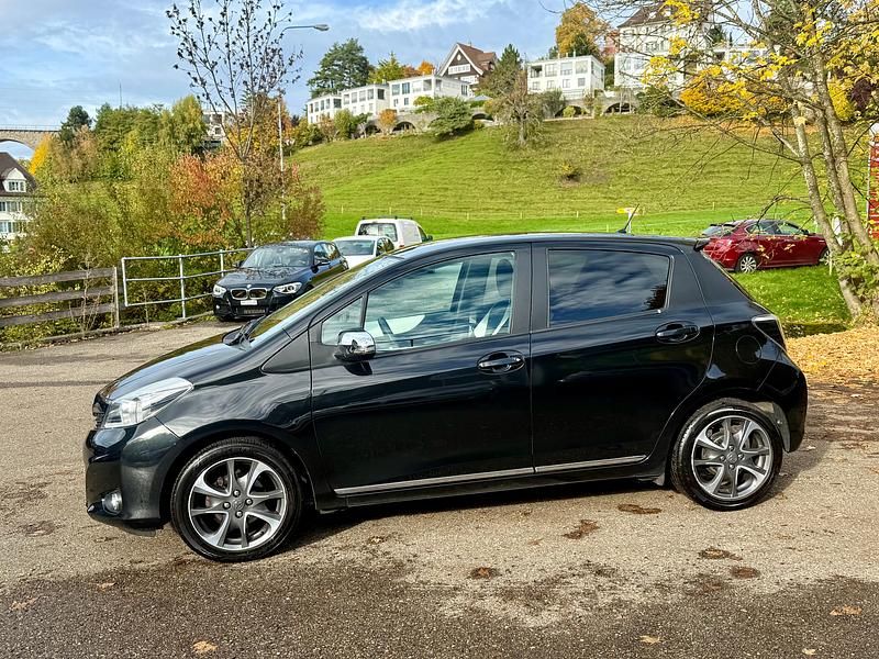 Gebraucht Toyota Yaris Sol 99 PS (72 kW) 2014 Kleinwagen