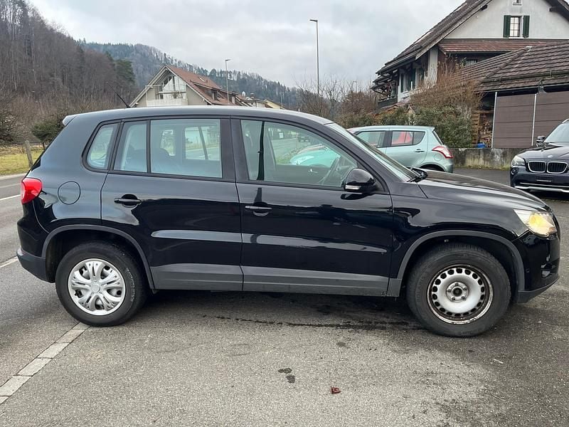 Gebraucht VW Tiguan Trendline 140 PS (102 kW) 2009 SUV