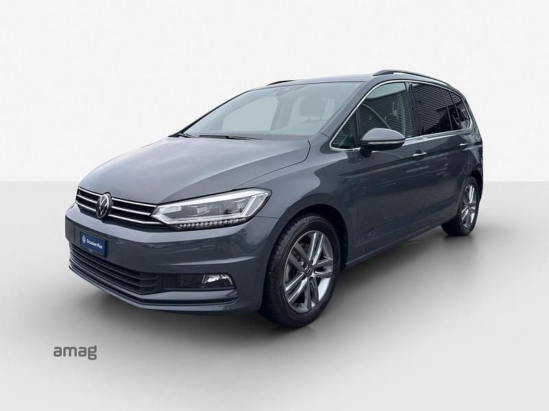 Delfingrau metallic Gebraucht 2024 VW Touran Comfortline Van / Kleinbus | CHF 36’990 (Teuer) - Bild 1/4