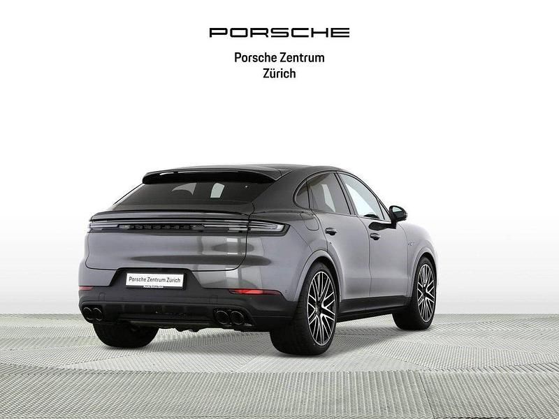 Gebraucht Porsche Cayenne 470 PS (345 kW) 2025 SUV