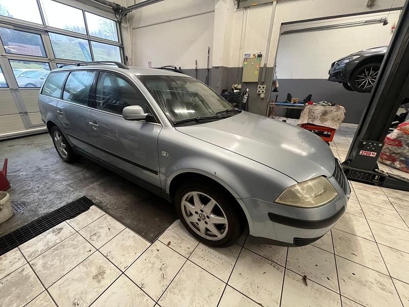 Gebraucht VW Passat Comfortline 130 PS (95 kW) 2003 Kombi