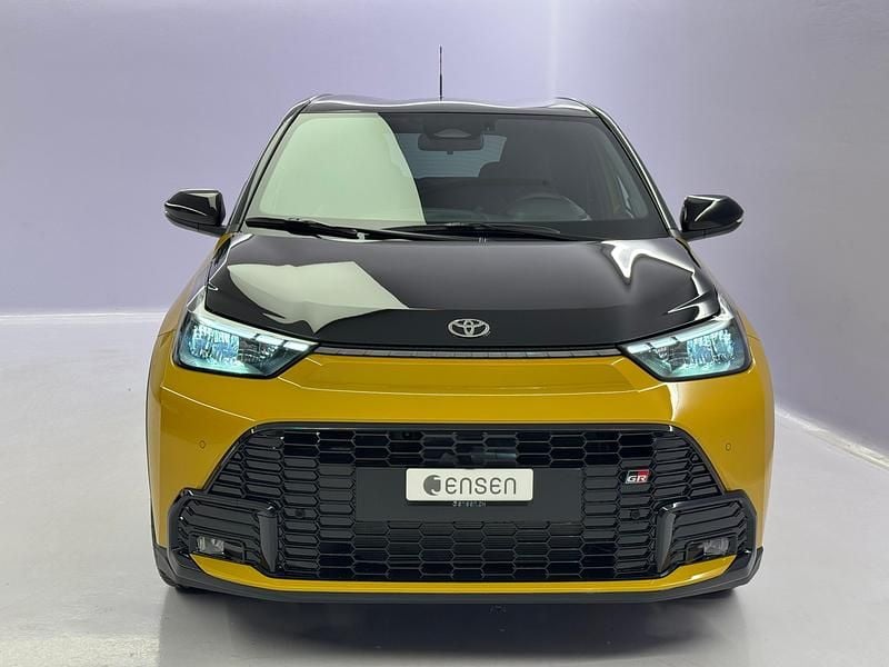 Neu Toyota Aygo X Sport 116 PS (85 kW) 2025 Gelb SUV