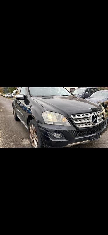 Gebraucht 2009 Mercedes ML320 Edition SUV | CHF 4’990 - Bild 1/4