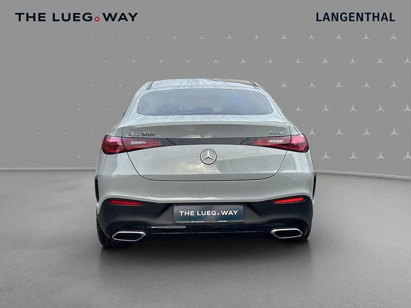 Neu Mercedes GLC300 258 PS (189 kW) 2025 Grau Coupé