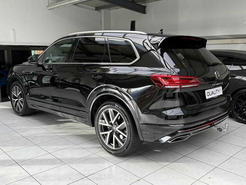 Gebraucht VW Touareg R-line 231 PS (169 kW) 2023 SUV