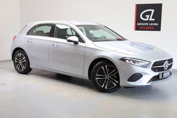 Grau Gebraucht 2024 Mercedes A180 Limousine | CHF 28’500 (Guter Preis) - Bild 1/4