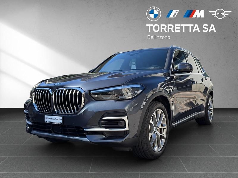 Grau Gebraucht 2021 BMW X5 xLine SUV | CHF 52’900 (Fairer Preis) - Bild 1/4