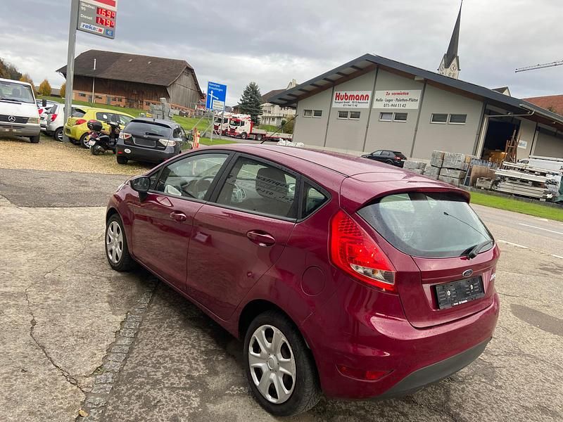 Gebraucht Ford Fiesta Trend 82 PS (60 kW) 2009 Kleinwagen