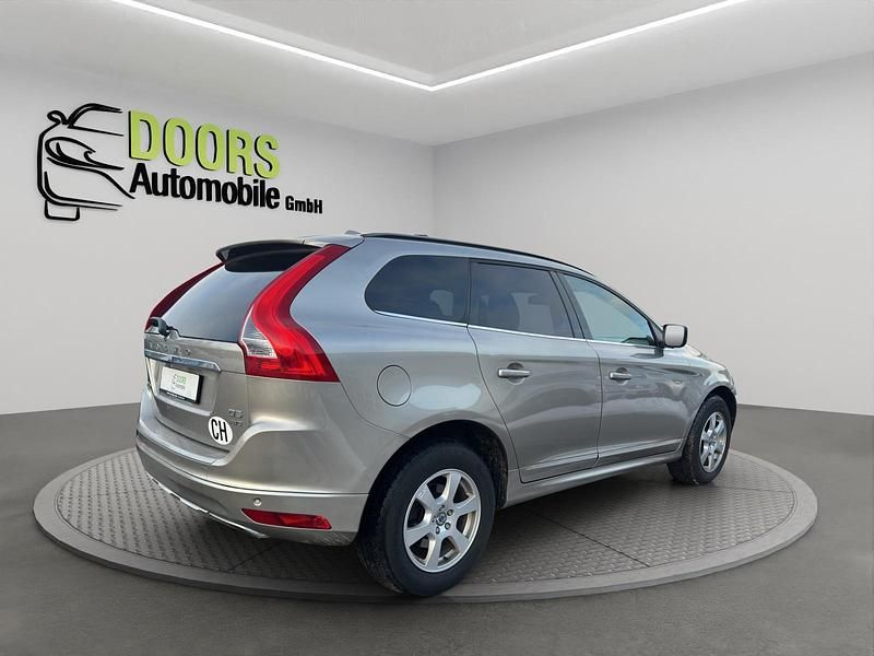 Gebraucht Volvo XC60 Momentum 215 PS (158 kW) 2014 SUV