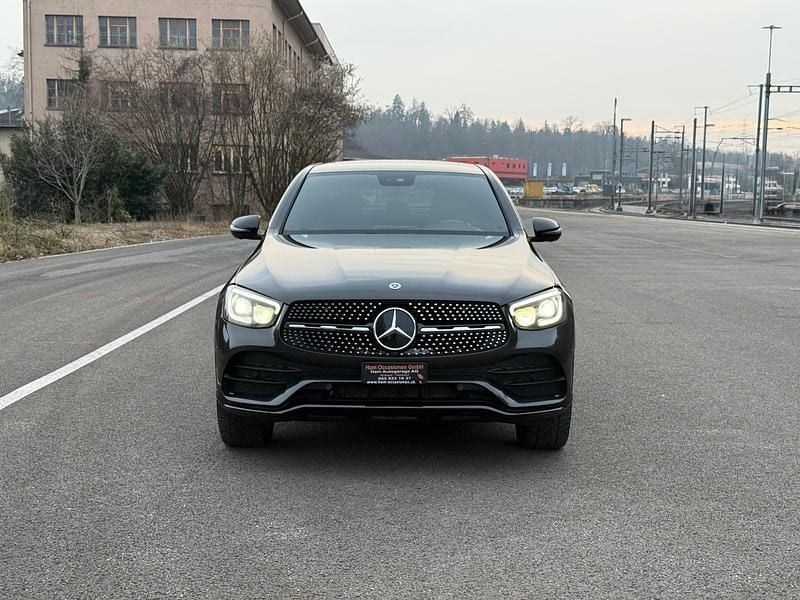 Gebraucht Mercedes GLC300 AMG line 320 PS (235 kW) 2021 Coupé