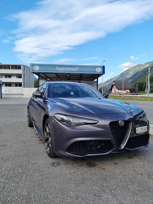 Gebraucht 2019 Alfa Romeo Giulia Ti Limousine | CHF 24’900 (Etwas zu teuer) - Bild 1/4