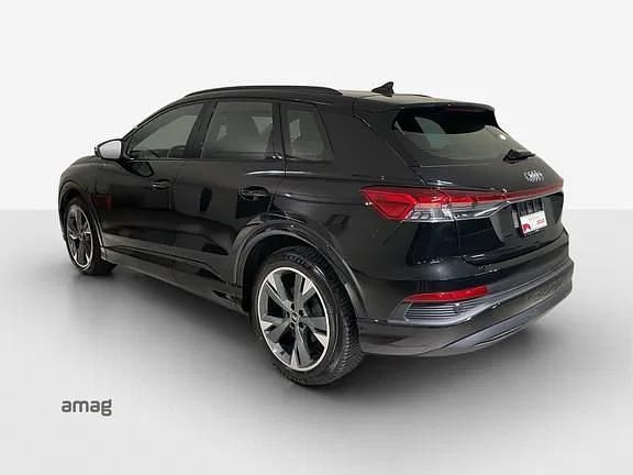 Gebraucht Audi Q4 e-tron S-Line 219 kW (299 PS) 2021 Mythosschwarz metallic SUV