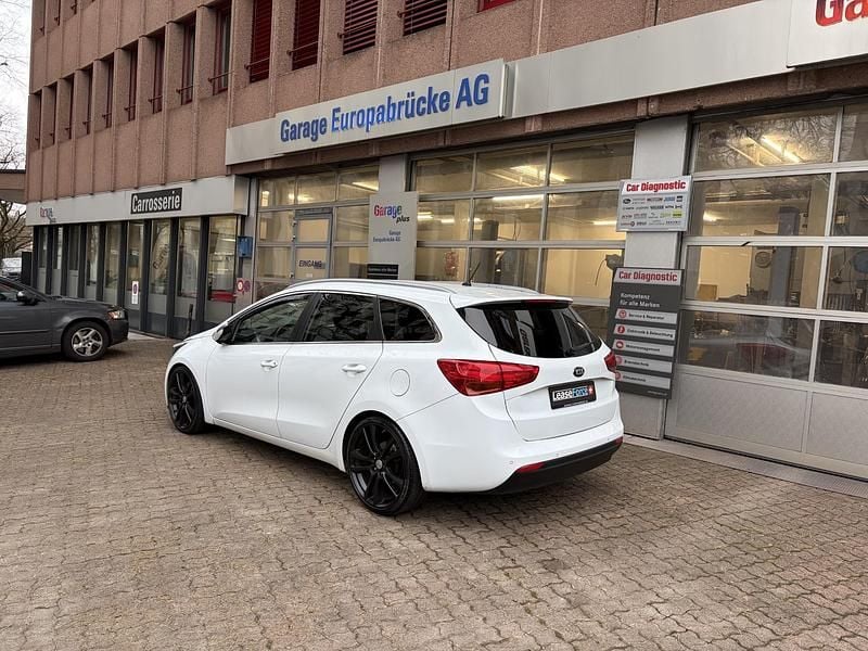 Gebraucht Kia Ceed Sportswagon 135 PS (99 kW) 2014 Kombi
