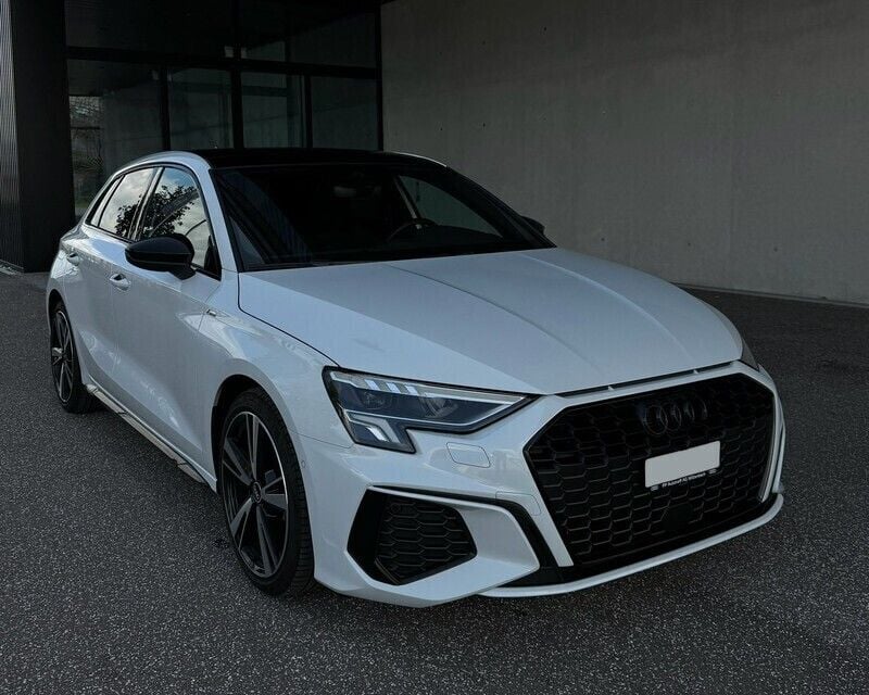 Gebraucht Audi A3 Attraction 150 PS (110 kW) 2021