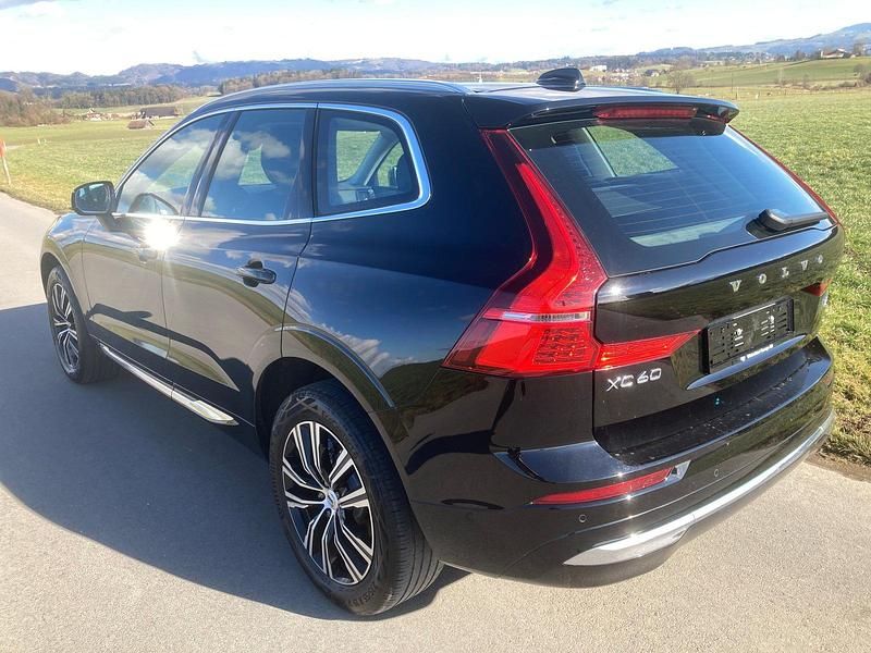 Gebraucht Volvo XC60 Inscription 197 PS (144 kW) 2022 SUV